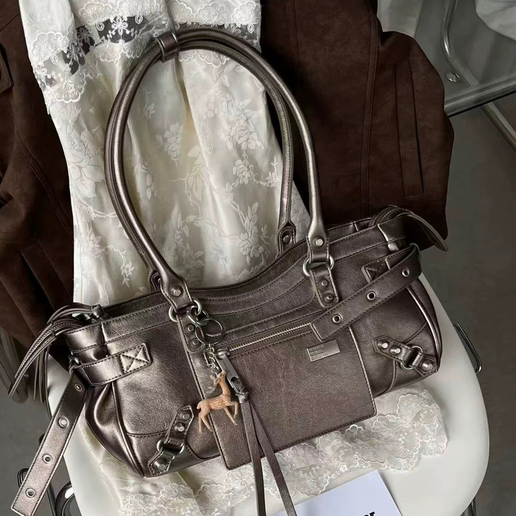 [cn | pre-order] jandress horricks rivet underarm motorcycle shoulder bag