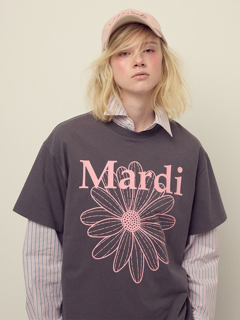 [MARDI MERCREDI] unisex t-shirt flower - charcoal pink